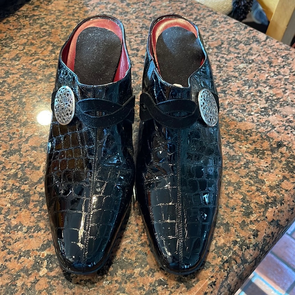 Brighton Mules